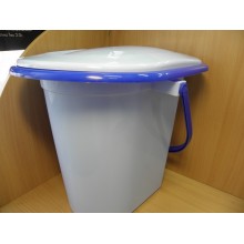 Ведро-туалет 17л овальное голубое,белое пластик арт.М1320 